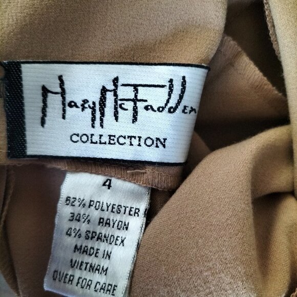 3120) Mary Mc Fadden Sleeveless (Dark) Tan Pleated Sheath  Dress size 4 - Picture 2 of 5